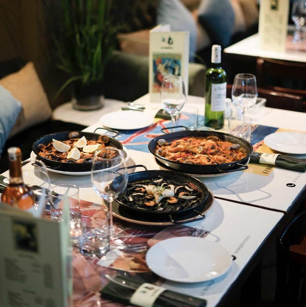 Paella marinera at LA BODEGA 30